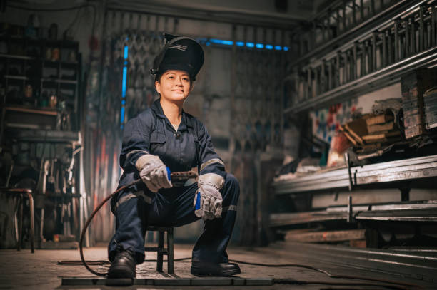  Menasha, WI Welder Pros
